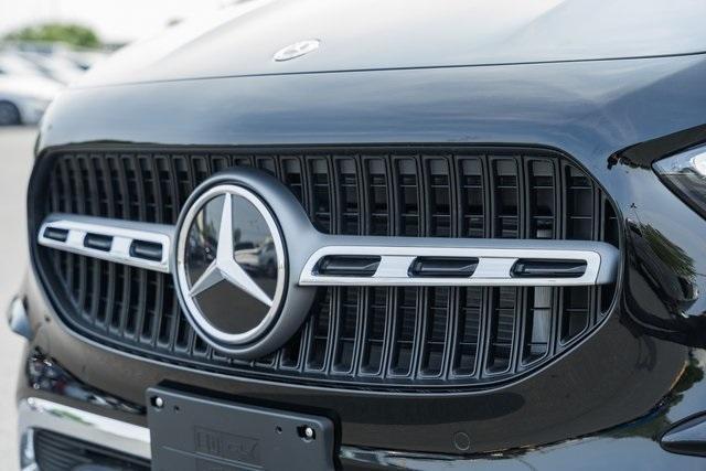 new 2025 Mercedes-Benz GLA 250 car, priced at $47,295