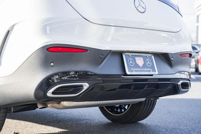 used 2025 Mercedes-Benz GLC 300 car, priced at $60,495