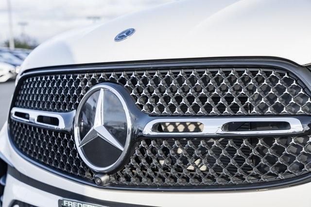 used 2025 Mercedes-Benz GLC 300 car, priced at $60,495