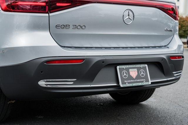 new 2024 Mercedes-Benz EQB 300 car, priced at $63,905