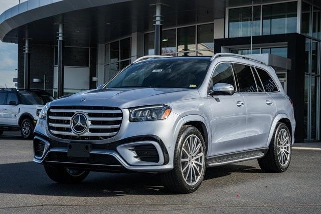 new 2025 Mercedes-Benz GLS 450 car, priced at $111,375