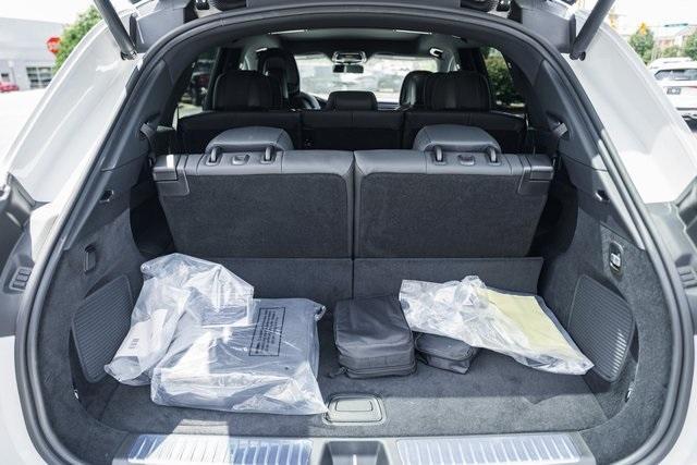 new 2025 Mercedes-Benz EQS 450 car, priced at $110,935