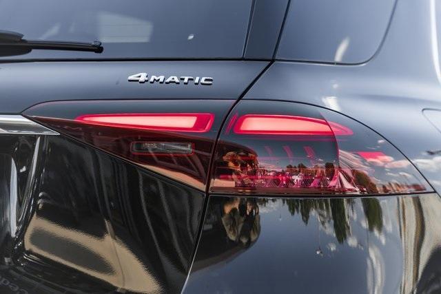 new 2026 Mercedes-Benz GLE 450 car, priced at $89,555