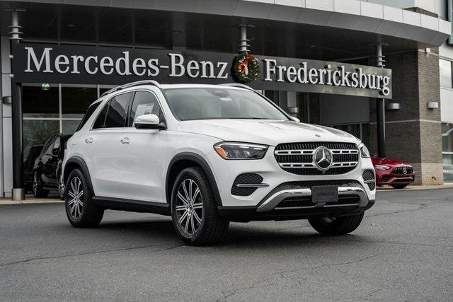 new 2025 Mercedes-Benz GLE 450 car, priced at $73,745