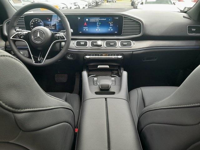 used 2024 Mercedes-Benz GLE 450 Plug-In Hybrid car, priced at $70,000
