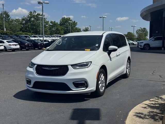 used 2023 Chrysler Pacifica car, priced at $23,200