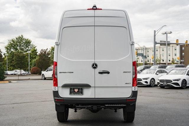 new 2025 Mercedes-Benz Sprinter 2500 car, priced at $70,961