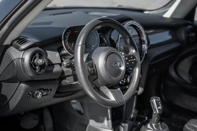 used 2022 MINI Hardtop car, priced at $20,000