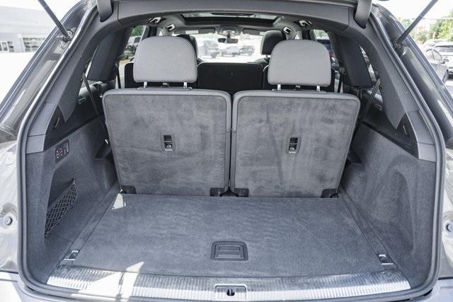 used 2020 Audi Q7 car, priced at $26,500