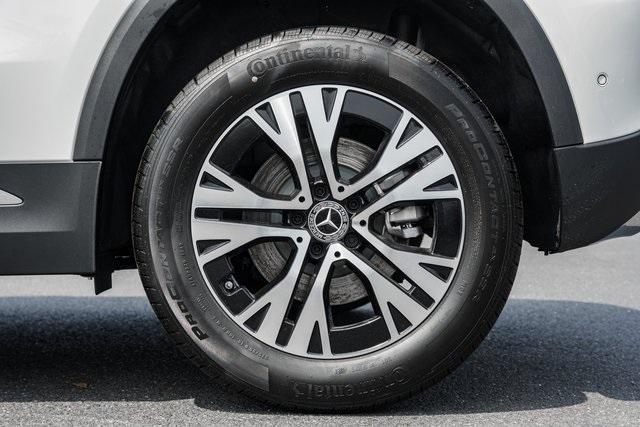 new 2025 Mercedes-Benz GLA 250 car, priced at $47,295