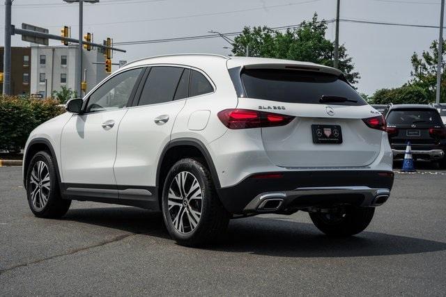 new 2025 Mercedes-Benz GLA 250 car, priced at $47,295