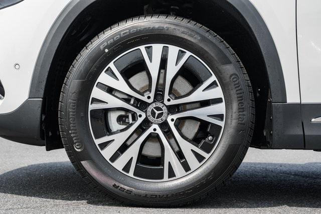 new 2025 Mercedes-Benz GLA 250 car, priced at $47,295