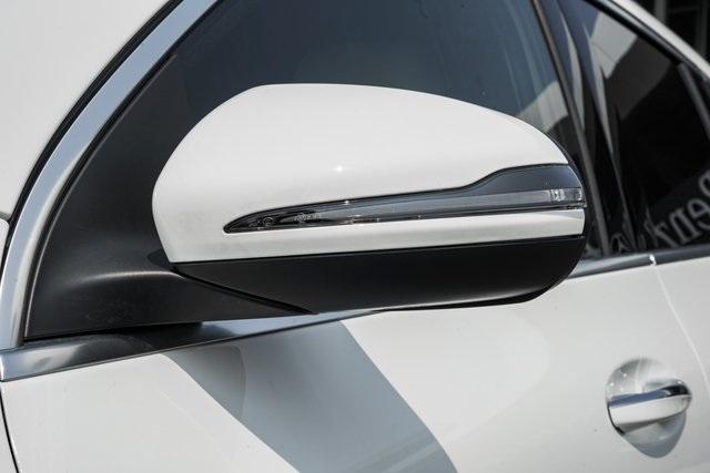 new 2025 Mercedes-Benz GLA 250 car, priced at $47,295