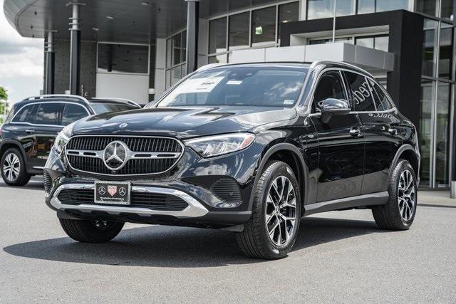 new 2025 Mercedes-Benz GLC 350e car, priced at $63,650