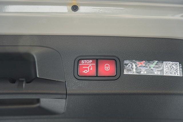 new 2026 Mercedes-Benz GLS 580 car, priced at $128,330