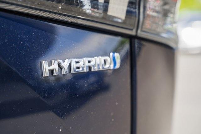 used 2020 Toyota Highlander Hybrid car, priced at $37,900