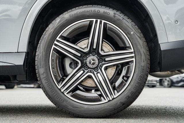 new 2025 Mercedes-Benz GLC 300 car, priced at $69,305