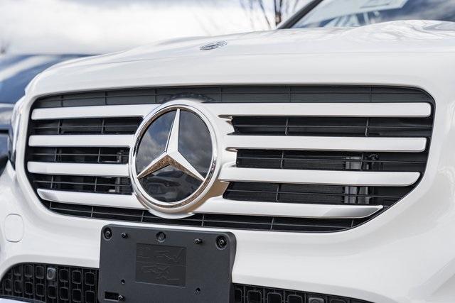 new 2025 Mercedes-Benz GLB 250 car, priced at $49,595