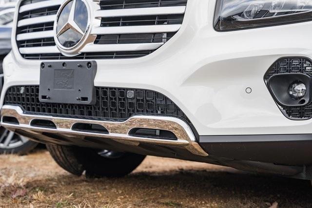 new 2025 Mercedes-Benz GLB 250 car, priced at $49,595