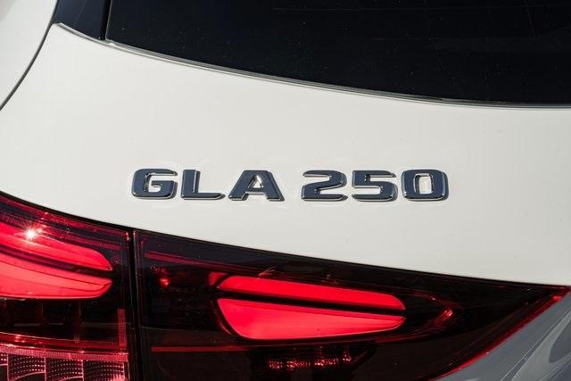 new 2025 Mercedes-Benz GLA 250 car, priced at $44,250