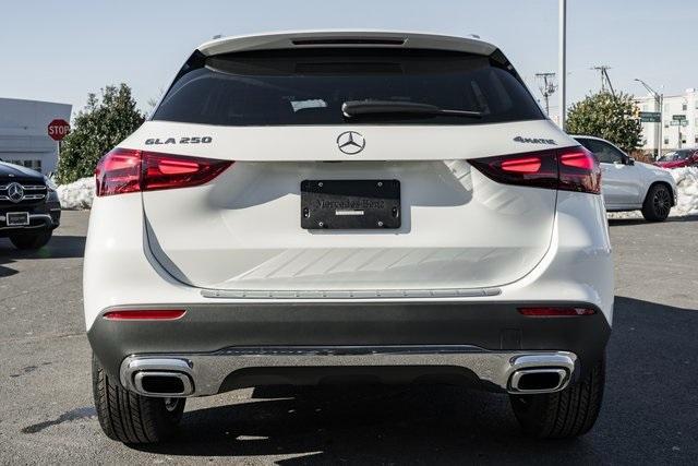 new 2025 Mercedes-Benz GLA 250 car, priced at $44,250