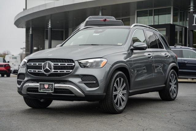 new 2025 Mercedes-Benz GLE 450 car, priced at $77,095