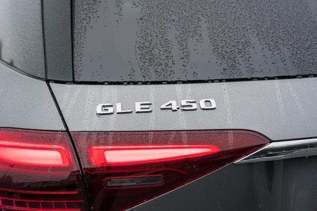 new 2025 Mercedes-Benz GLE 450 car, priced at $77,095