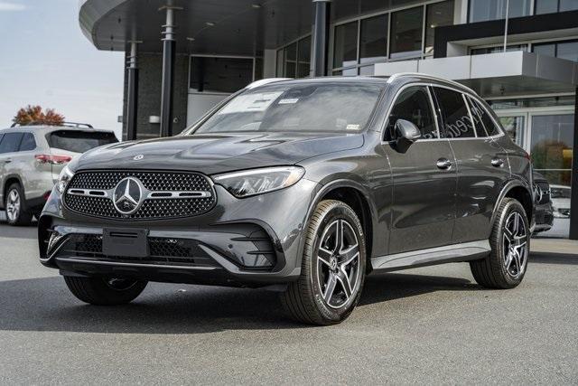 new 2025 Mercedes-Benz GLC 300 car, priced at $60,585