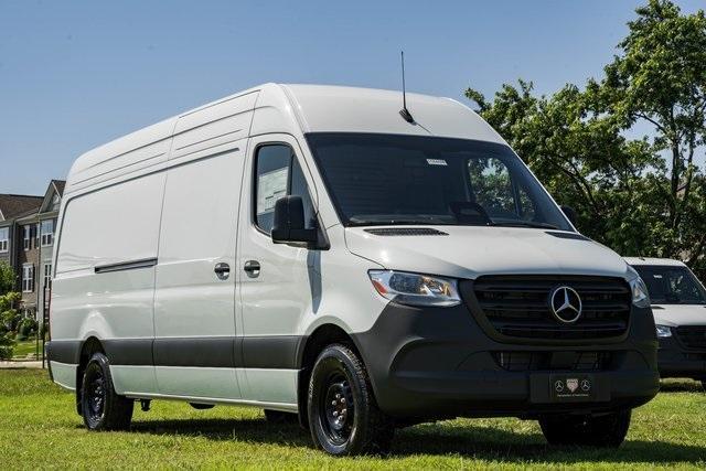 new 2025 Mercedes-Benz Sprinter 2500 car, priced at $63,534