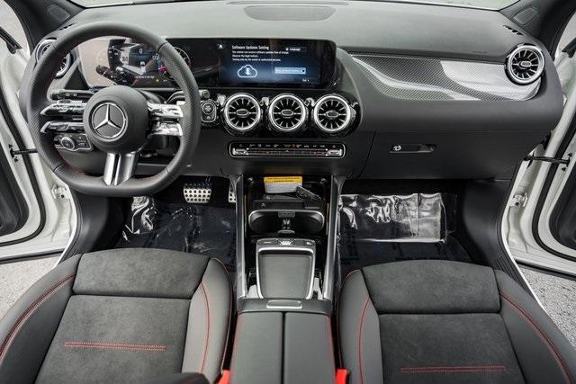 new 2025 Mercedes-Benz GLA 250 car, priced at $54,440