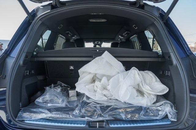 new 2025 Mercedes-Benz GLS 450 car, priced at $121,295