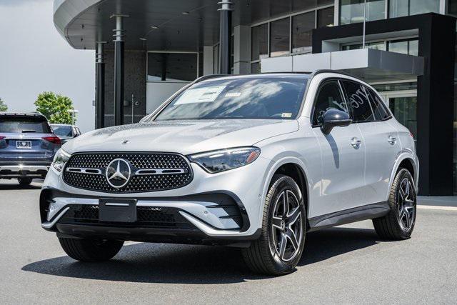 new 2024 Mercedes-Benz GLC 300 car