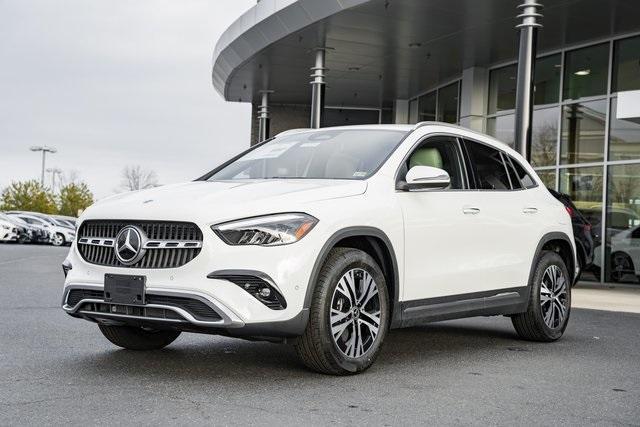 new 2025 Mercedes-Benz GLA 250 car, priced at $47,295