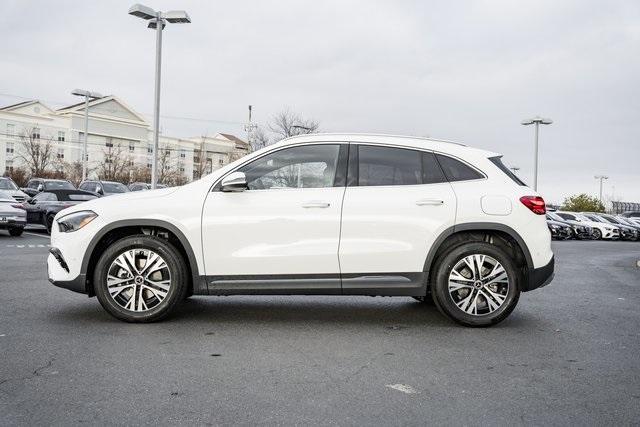 new 2025 Mercedes-Benz GLA 250 car, priced at $47,295