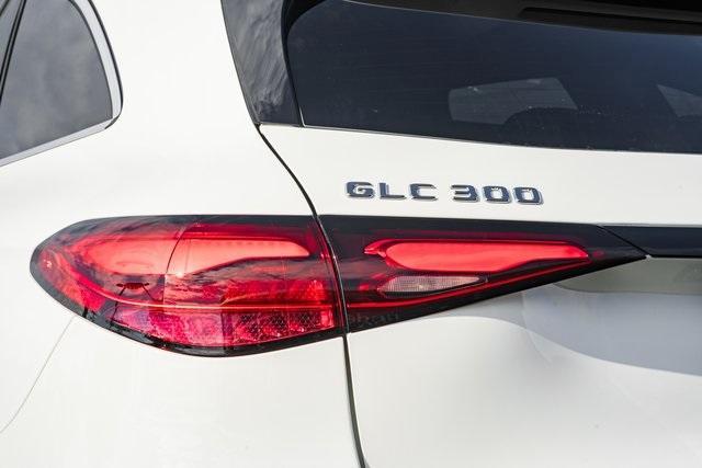 new 2025 Mercedes-Benz GLC 300 car, priced at $52,785