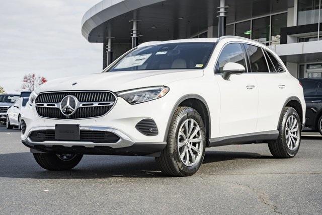 new 2025 Mercedes-Benz GLC 300 car, priced at $52,785