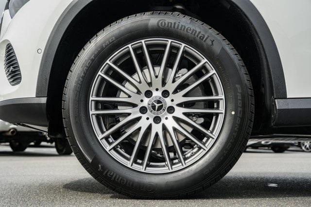 new 2025 Mercedes-Benz GLC 300 car, priced at $53,035