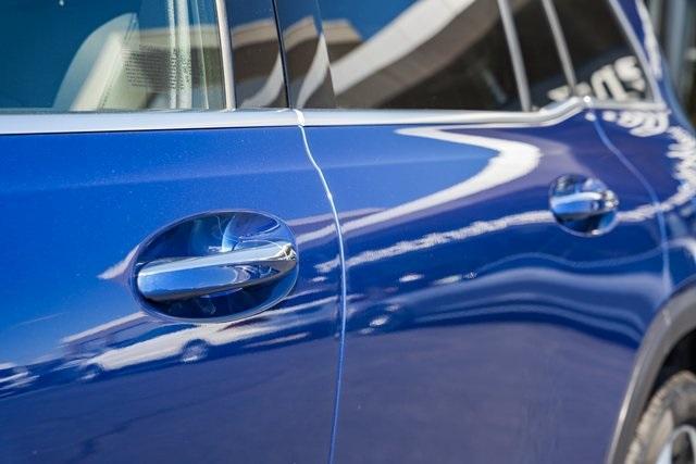 new 2025 Mercedes-Benz GLB 250 car, priced at $55,440