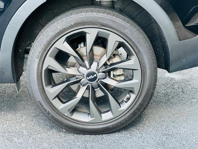 used 2023 Kia Sorento car, priced at $29,000