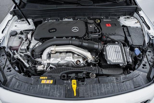 new 2025 Mercedes-Benz GLB 250 car, priced at $49,595