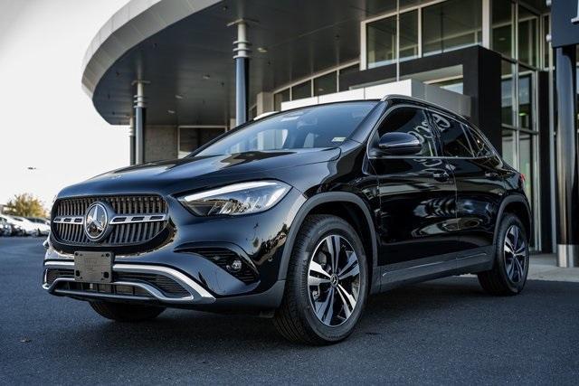 new 2025 Mercedes-Benz GLA 250 car, priced at $47,295