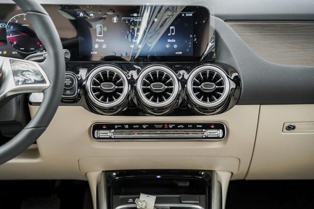 new 2026 Mercedes-Benz GLA 250 car, priced at $49,330