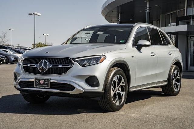 new 2025 Mercedes-Benz GLC 350e car, priced at $67,095