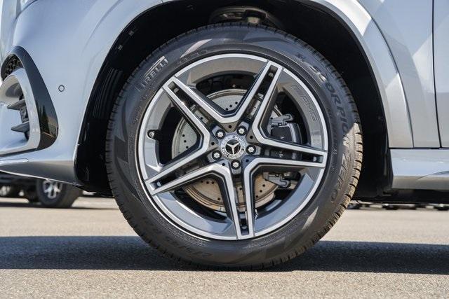 new 2025 Mercedes-Benz GLS 450 car, priced at $95,365