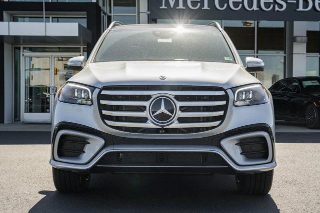 new 2025 Mercedes-Benz GLS 450 car, priced at $95,365