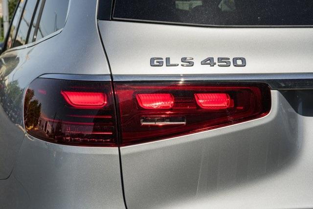new 2025 Mercedes-Benz GLS 450 car, priced at $95,365