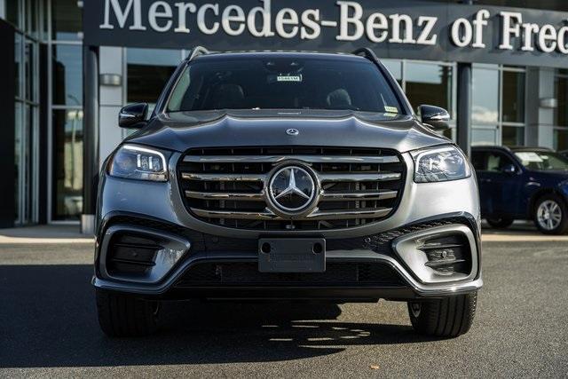 new 2025 Mercedes-Benz GLS 450 car, priced at $112,270