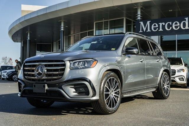 new 2025 Mercedes-Benz GLS 450 car, priced at $112,270