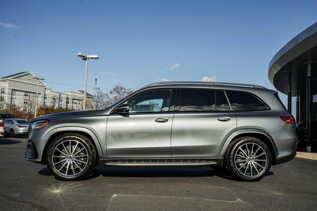 new 2025 Mercedes-Benz GLS 450 car, priced at $112,270