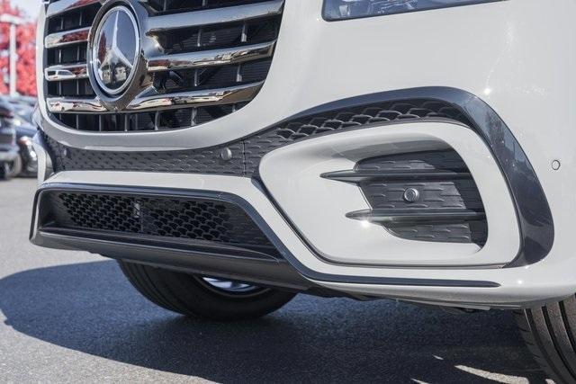 new 2026 Mercedes-Benz GLS 580 car, priced at $146,670